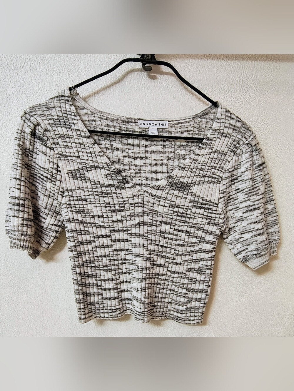 And Now This Space Dyed V-Neck Puff Sleeve Top S